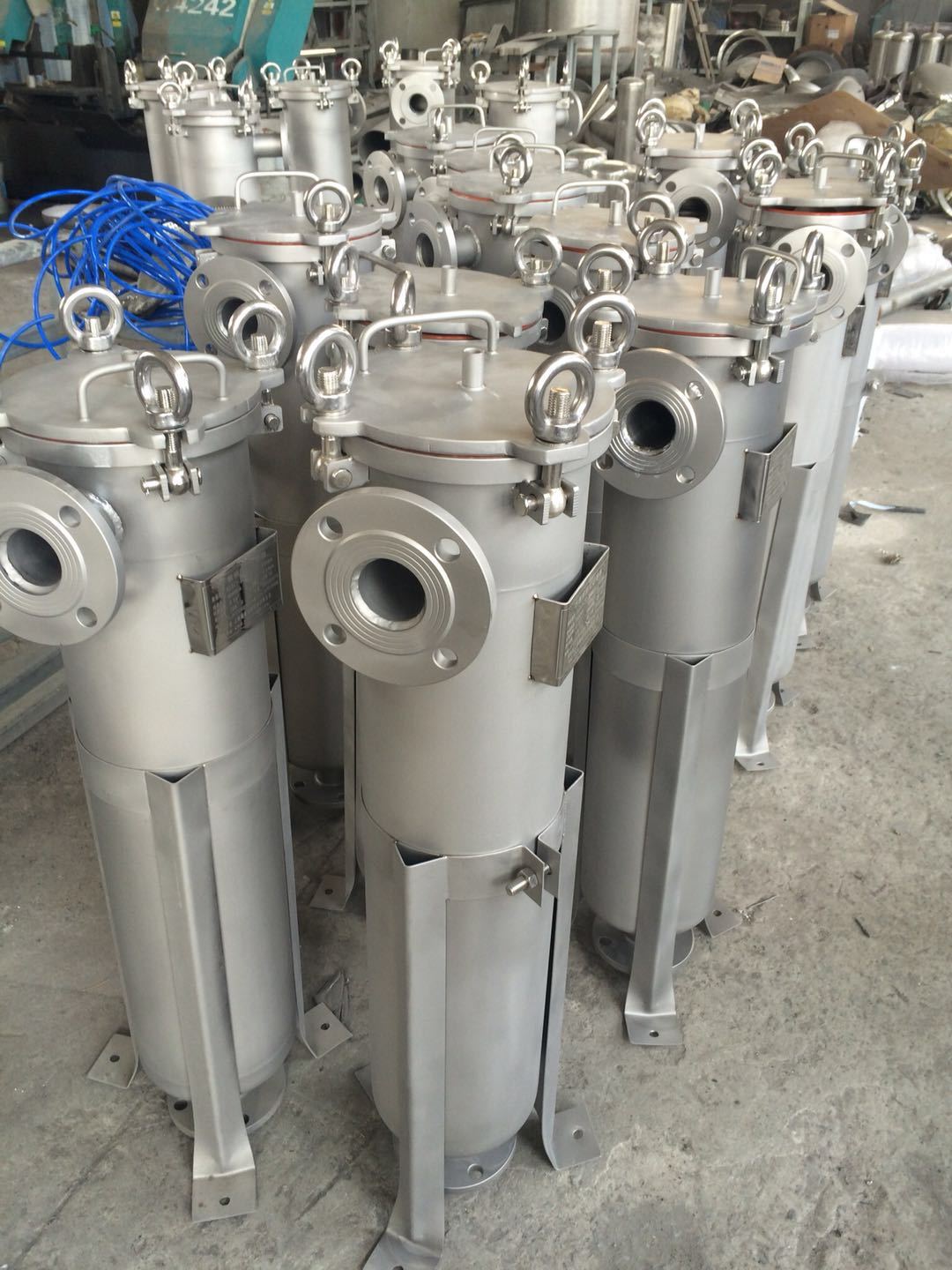 不銹鋼袋式過濾器 不銹鋼多袋式過濾器_產(chǎn)品_世界工廠網(wǎng)